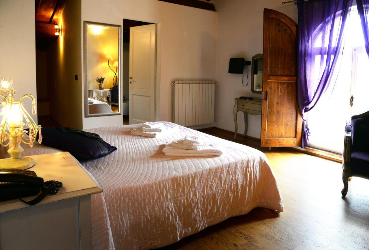 Bed and Breakfast L'Albero Di Gameli Чиуси Экстерьер фото